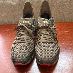 Size 11D green Puma sneakers